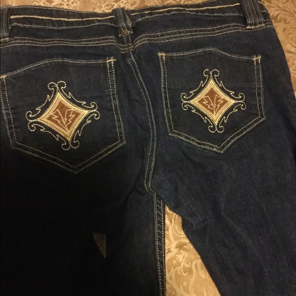 ROCK REVOLUTION JEANS WITH DECOR ON POCKETS.SZ 32. - Picture 4 of 7